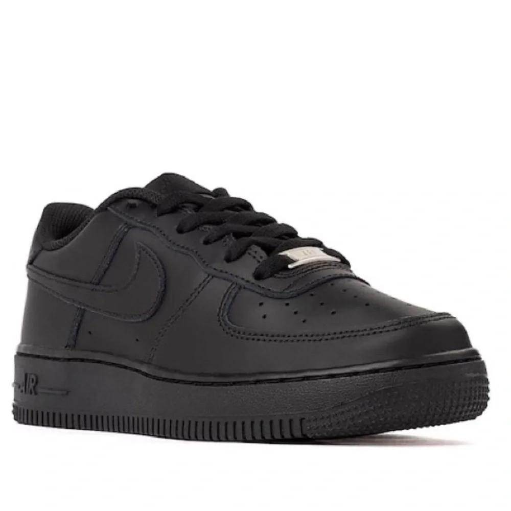 Nike Air Force 1 LE Black FV5951-001 size Y2